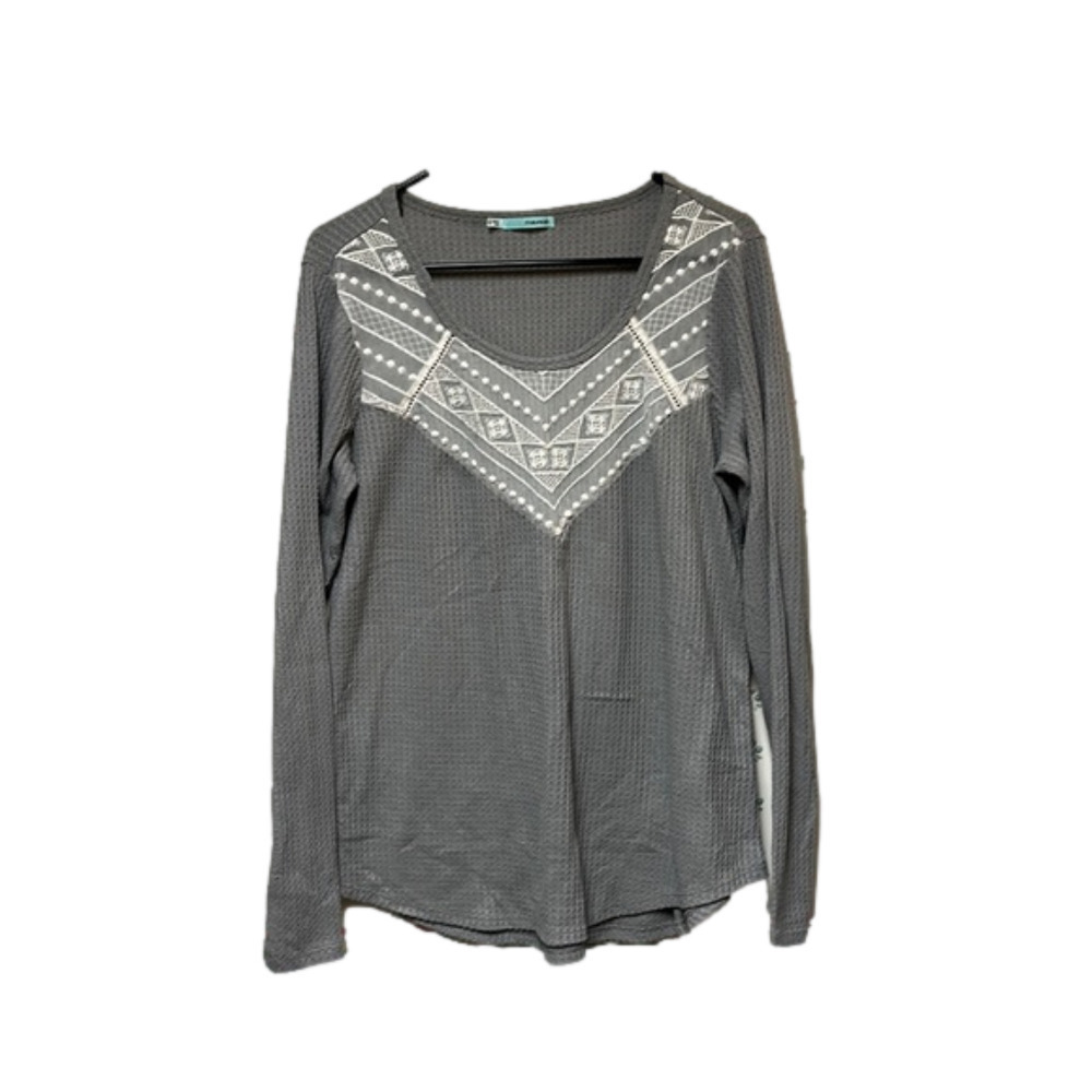 Maurice’s long sleeve with small lace overlay - Picture 1 of 2